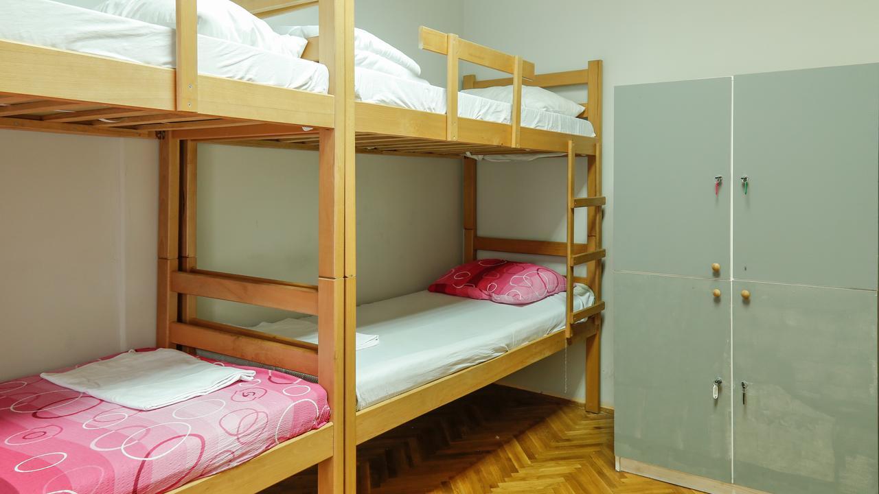 Hostel Yolo Beograd Eksteriør billede